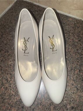 YSL (Yves Saint Laurent) White Leather Pointed Toe kitten heels